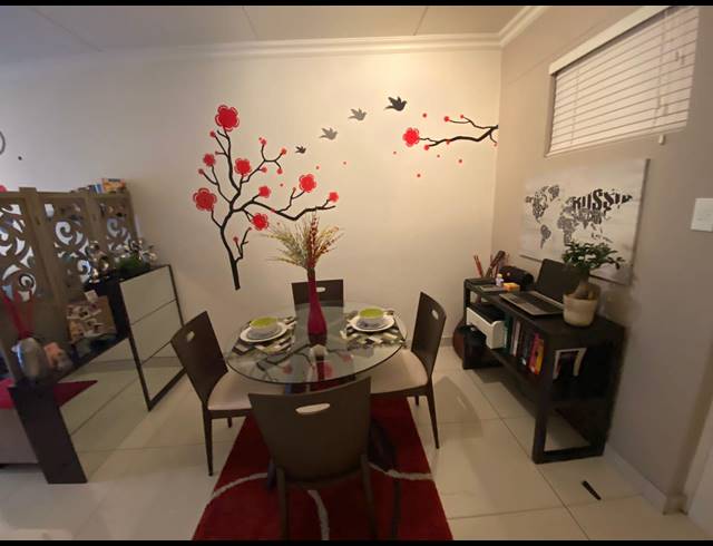 1 BEDROOM APARTMENT FOR SALE IN UMHLANGA RIDGE